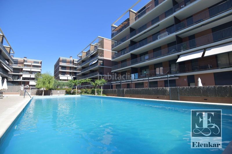 Foto a5ff1d59-f20e-48bf-8177-6ef3c6dbe360. Dúplex amb aparcament piscina a L´Estany Calafell