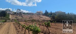 Fondo rustico  Rosa. Parcela para vivienda unifamiliar aislada