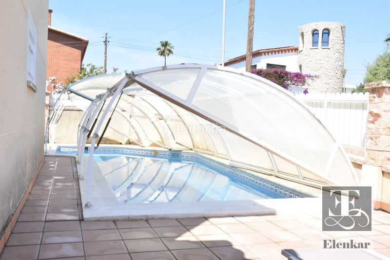 Foto c2112684-3e2e-48cf-a3f2-3e6bf6708a29. Xalet amb calefacció aparcament piscina a Bonavista Vendrell (El)