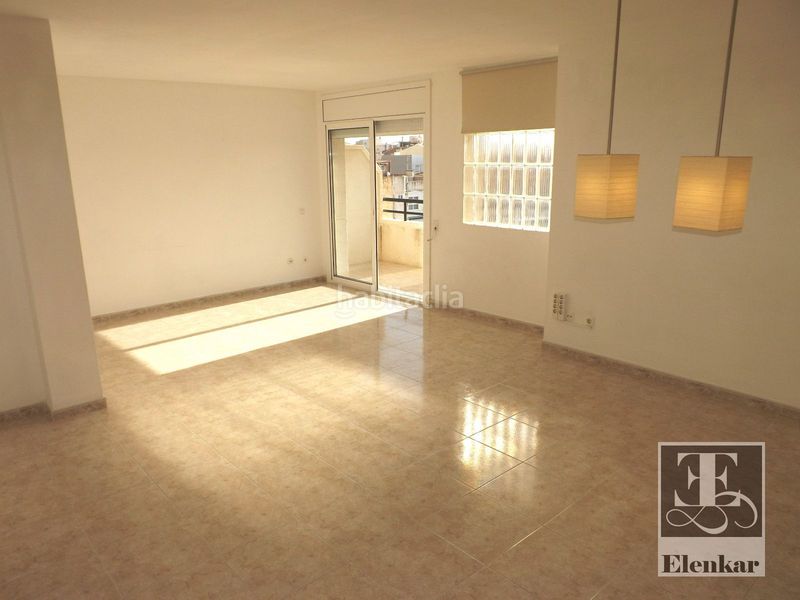 Foto ade35c1d-6ff1-440e-a5c0-8be2fc38fe11. Àtic amb piscina a Calafell platja Calafell