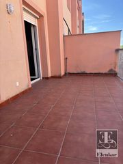 Maison jumelée  Centre poble. Adosada