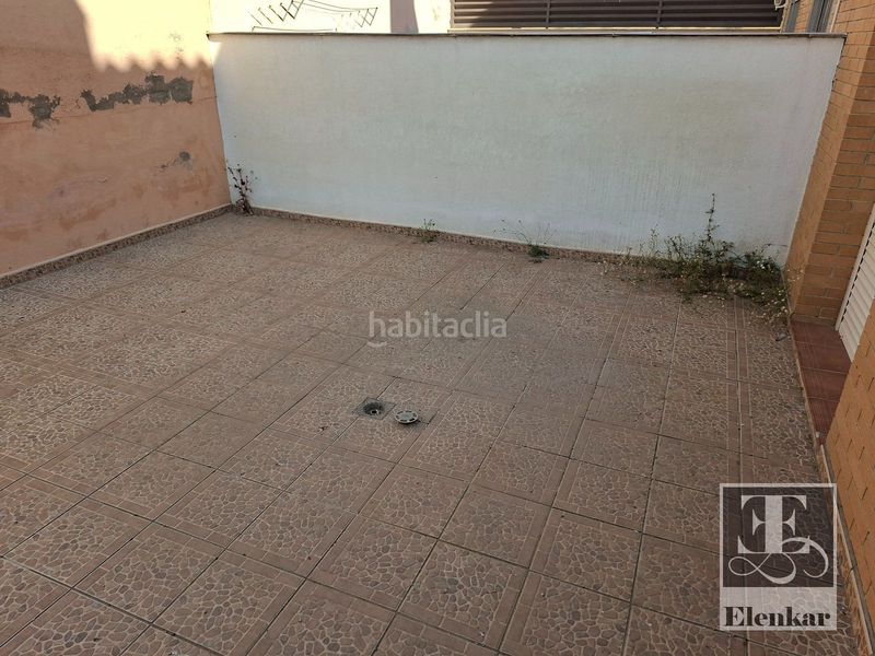 Foto e658a989-87a2-4911-b657-289f67ca29ab. Casa adossada amb calefacció aparcament a Bellvei