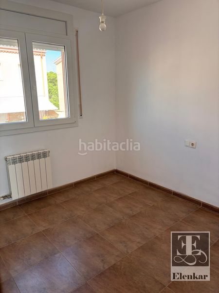 Foto f9e0ef49-09ab-418e-9515-147027571dda. Casa adossada amb calefacció aparcament a Bellvei