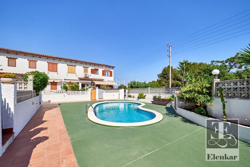 Foto 1666fbac-0c78-4986-95b4-6c6e41ba1e34. Casa amb calefacció aparcament piscina a Els Masos - Els Garrofers Coma-ruga