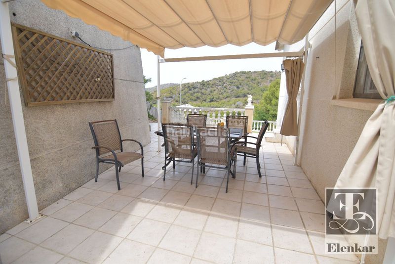 Foto 327a672f-4a57-41a6-bc8c-a65f8766050a. Casa adossada amb calefacció aparcament piscina a Roda de Barà