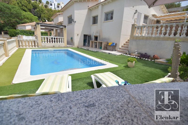 Foto 8eb30706-3e37-41f4-bcc0-70cd3b23296d. Casa adossada amb calefacció aparcament piscina a Roda de Barà
