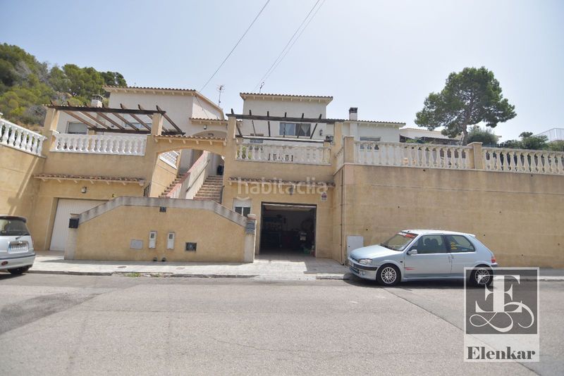 Foto a5a4e3c7-e4c7-4e00-8769-72d7be87a8c9. Casa adossada amb calefacció aparcament piscina a Roda de Barà