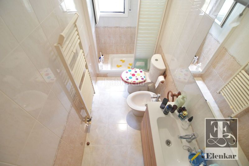 Foto d82a5956-666d-43b5-a9f1-7ca3c2a45d0e. Casa adossada amb calefacció aparcament piscina a Roda de Barà
