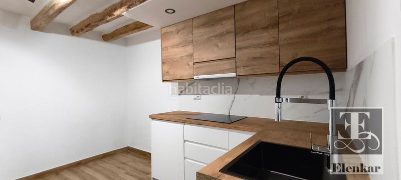 Foto aeddb27d-9fc4-44d9-a042-362bd5dab511. Casa amb calefacció a Centre Vendrell (El)