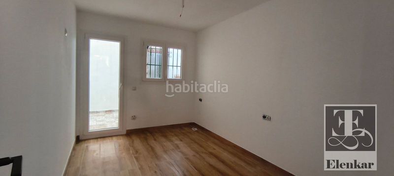 Foto c4ba973e-6cdf-4cb0-8506-545308b010aa. Casa amb calefacció a Centre Vendrell (El)