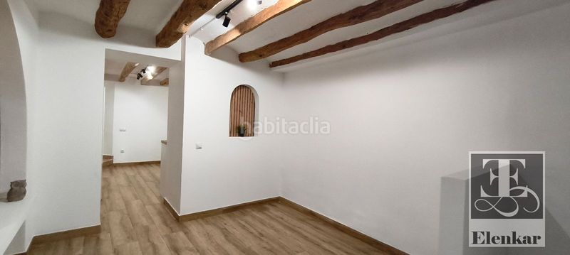 Foto f15aa961-b3e4-4a02-9827-169a6e9df3e1. Casa amb calefacció a Centre Vendrell (El)