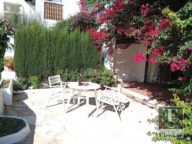 Foto 3d696aa8-d32d-4f9f-830d-b3d7d6ab5f31. Casa adossada amb aparcament piscina a Alorda Park Calafell
