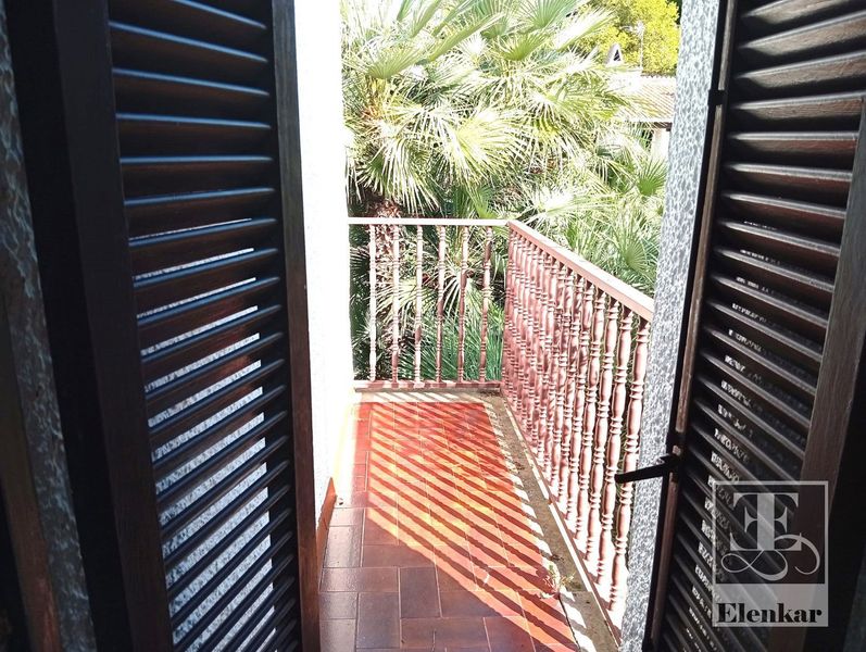 Foto baa57fdd-2f67-40ca-9620-9193d20d3722. Casa adossada amb aparcament piscina a Alorda Park Calafell