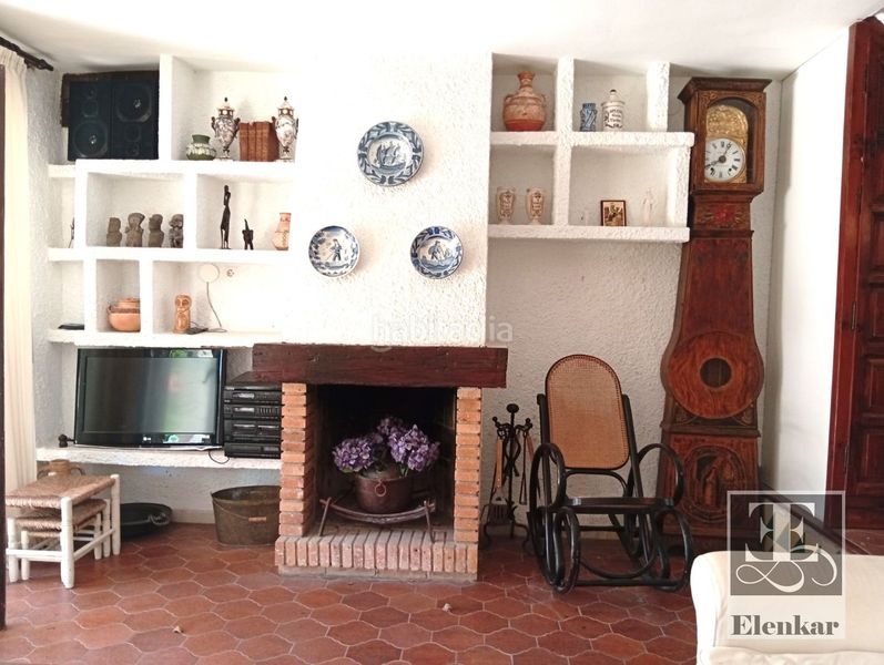 Foto f3d0b9fb-5a6f-45e1-a402-e6a6e03e194f. Casa adossada amb aparcament piscina a Alorda Park Calafell