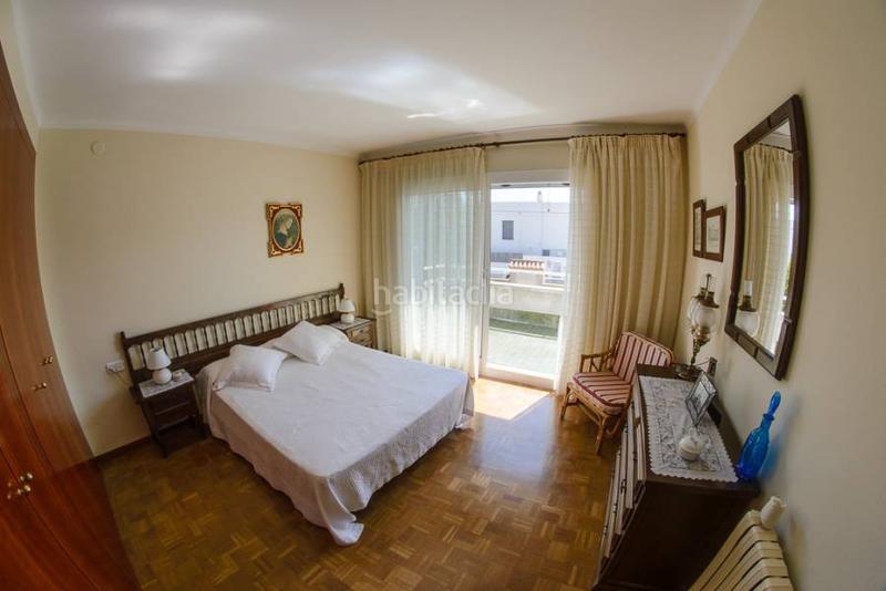 Foto 10e5c951-786d-4897-addf-00bc7da72d65. Chalet magnifico chalet con 1.051 m2 de parcela. en Calafell