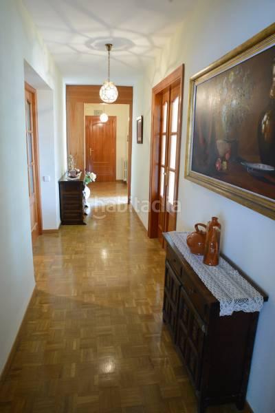 Foto 31658bb6-f0be-4611-9dcc-65fd0564be31. Chalet magnifico chalet con 1.051 m2 de parcela. en Calafell