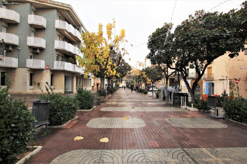 Foto f42f5b9d-75f2-4b16-9f1a-b29e42d2e37d. Locale commerciale in Arboç (L´)