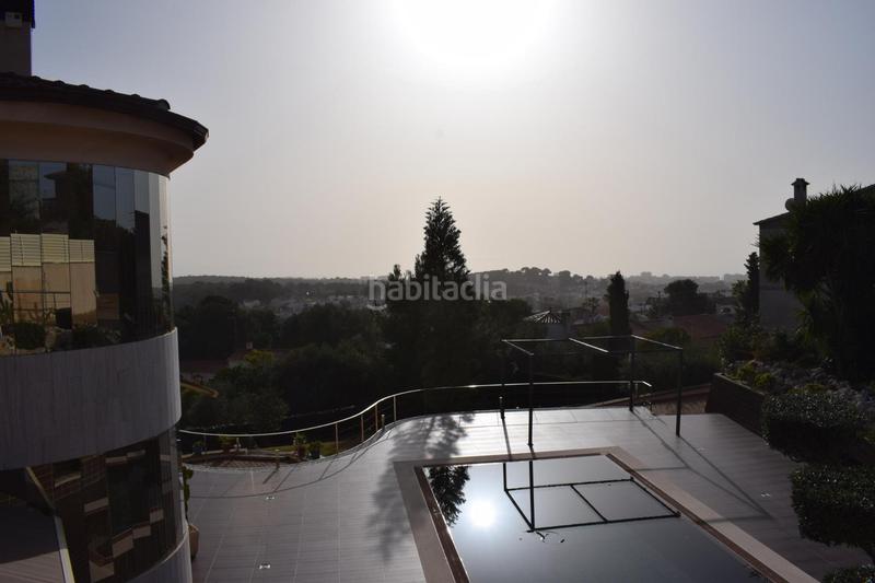 Foto 03a95d32-b12f-48a2-aa5b-960d4f6d2282. Chalet espectacular casa en Cunit residencial Cunit