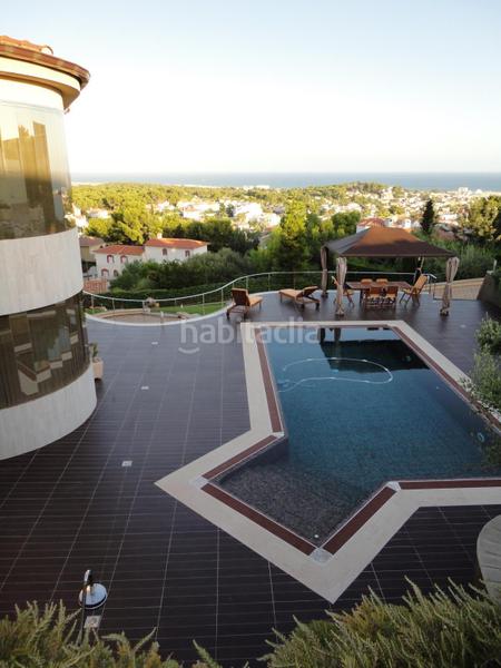 Foto 05b55f7e-58d2-4820-9433-b13520339365. Chalet espectacular casa en Cunit residencial Cunit