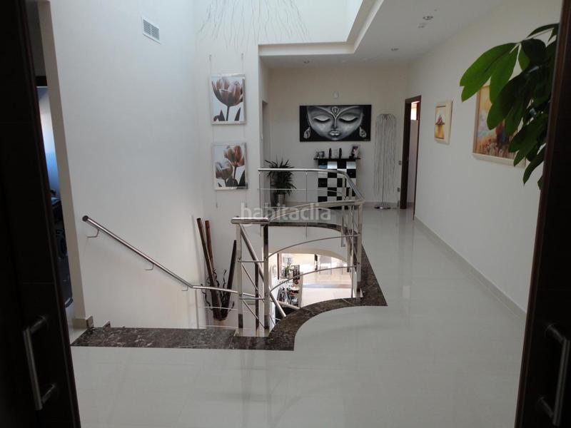 Foto 1e0083d6-d285-4191-a7f8-14fadd00691a. Chalet espectacular casa en Cunit residencial Cunit