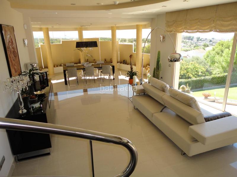 Foto 4071835c-a88c-4b7f-93a1-b2f30591ffc3. Chalet espectacular casa en Cunit residencial Cunit