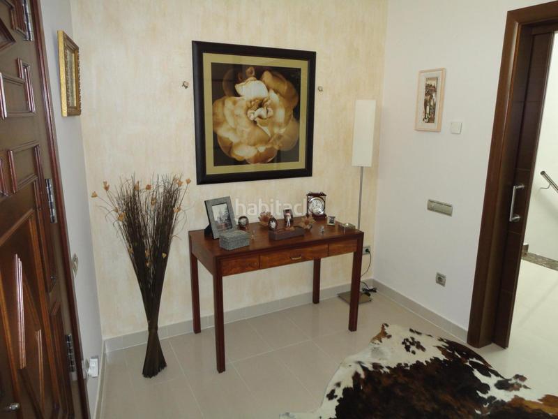 Foto 87a292ae-275a-4cd7-8669-f3bf6949746b. Chalet espectacular casa en Cunit residencial Cunit