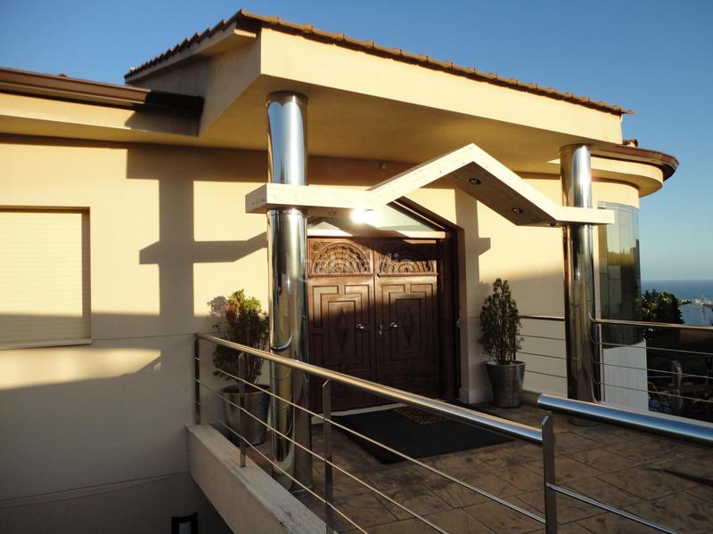 Foto df34a64e-cd8c-462b-aaff-b40940a943ad. Chalet espectacular casa en Cunit residencial Cunit