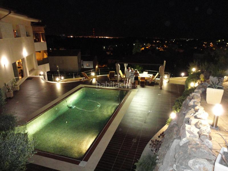 Foto e4900ae5-6ab9-42aa-bb5f-30c5e6e0f0d3. Chalet espectacular casa en Cunit residencial Cunit