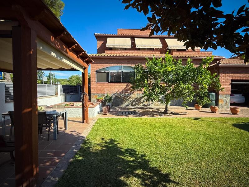 Foto 83895597-7bfc-4001-a136-e454e48db992. Chalet dans calle sant pere 66 dans Calafell residencial Calafell