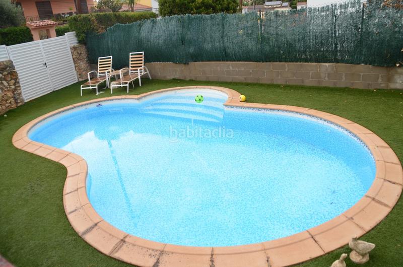 Foto 1292f22f-638c-439e-9125-2f8824d7e14e. Casa con riscaldamento piscina in Cunit residencial Cunit