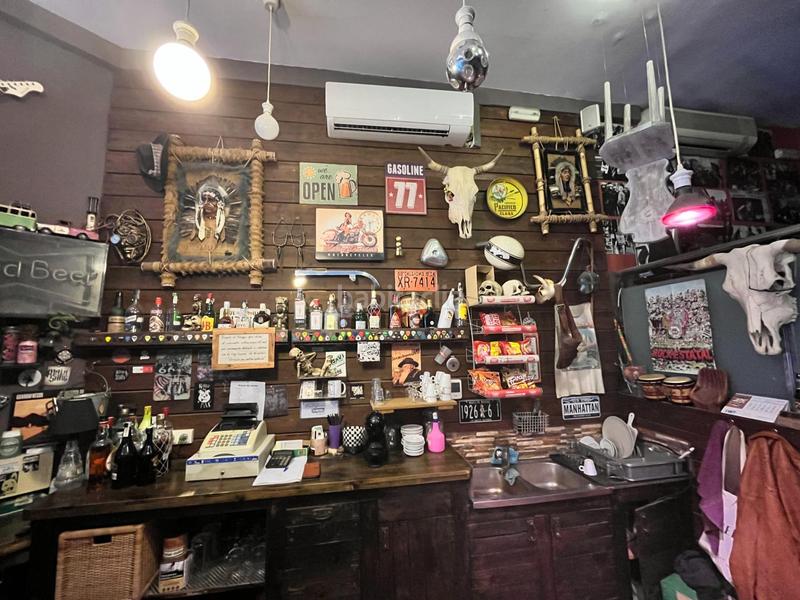 Foto c374c6cd-d2b2-4c5c-a80b-b3f6a489f238. Alquiler local comercial en Centre Vendrell (El)