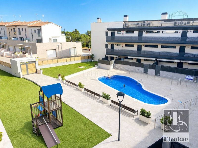 Foto b938c9fe-13ab-446a-b555-11fef4d63307. Flat with heating pool in Bonavista Vendrell (El)