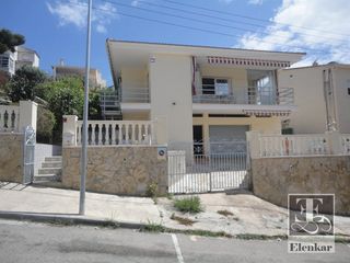 Chalet  Atlantic. Precio no negociable casa con vistas mar en segur de calafell
