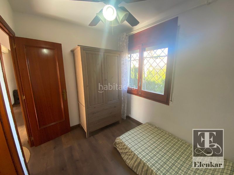 Foto 4fc3db15-ddb4-45fb-8d62-97c6d36c8302. Chalet venta de chalet independiente de 5 habitaciones !!! en Cunit