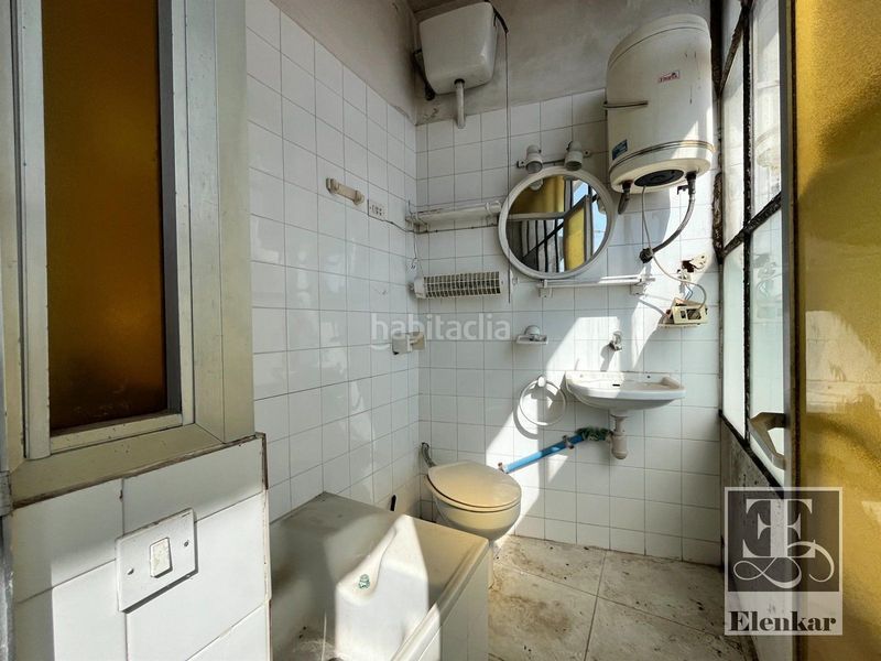 Foto c616503b-f7a2-4b91-b490-77daab9f36f4. Casa amb calefacció aparcament a Sant Sadurní d´Anoia