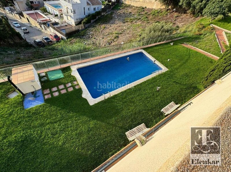 Foto b77f069b-aca2-4496-ad90-1b5c6b5678f3. Casa amb aparcament piscina a Segur de Calafell nucli urbà Segur de Calafell