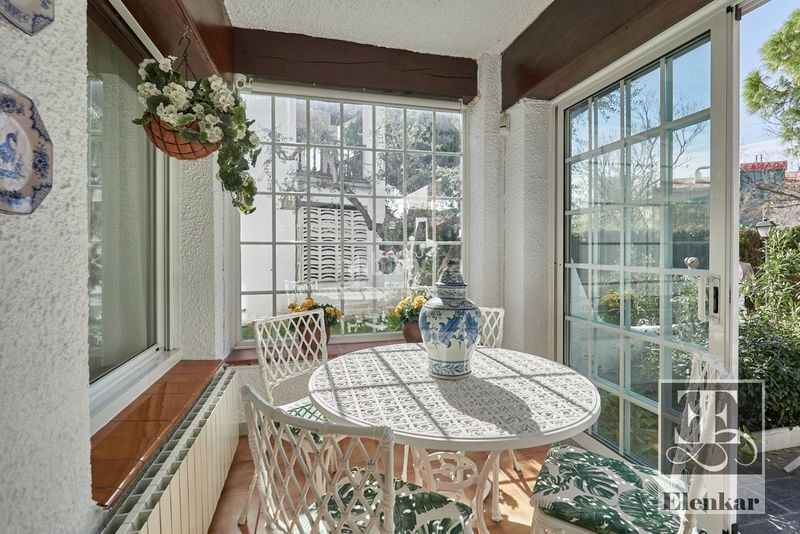 Foto 0da125b6-47d7-4528-bad8-f5a8dc4bbf85. Casa adossada amb calefacció aparcament piscina a Calafell