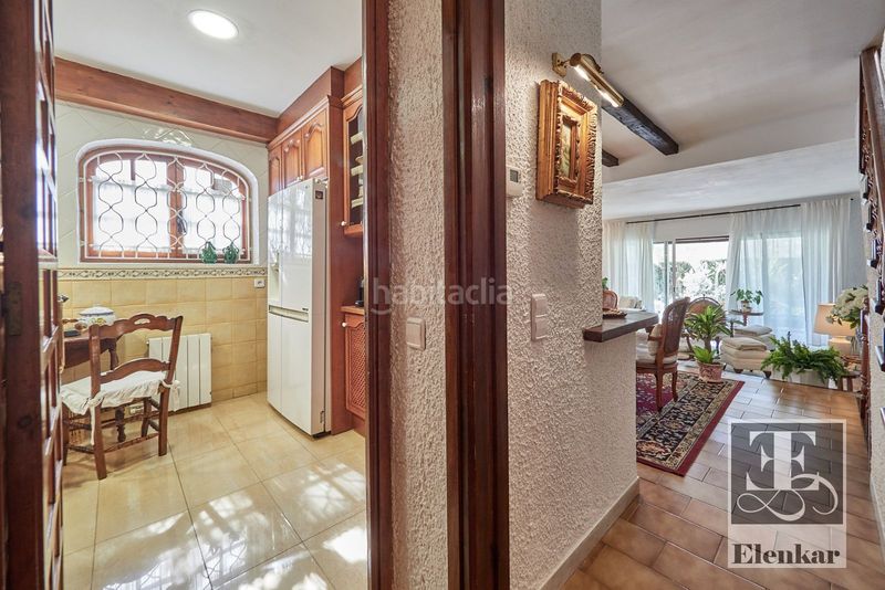 Foto 2871d1d5-acf5-40da-ab2a-d74f22dd22a1. Casa adossada amb calefacció aparcament piscina a Calafell