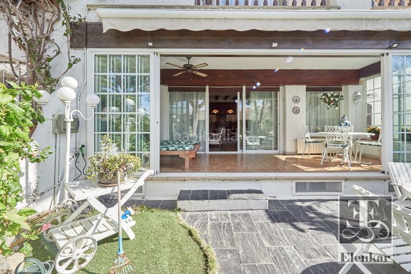 Foto 29964602-5cd0-4848-9035-819268c55b05. Casa adossada amb calefacció aparcament piscina a Calafell