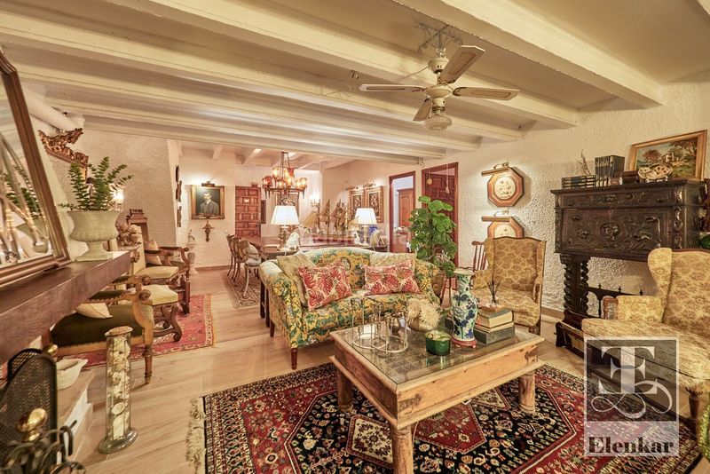 Foto 3b92920a-cac9-40e9-a0ab-2a24de2cc19d. Casa adossada amb calefacció aparcament piscina a Calafell