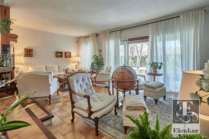 Foto 4b3e38ca-3e26-496a-a374-550ed67c0e16. Casa adossada amb calefacció aparcament piscina a Calafell