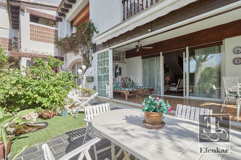 Foto 5b7a97d2-8561-48ea-b147-8247d3597b62. Casa adossada amb calefacció aparcament piscina a Calafell