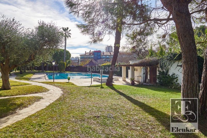 Foto 960863a0-76ef-4904-a4c7-af36cde0a401. Casa adossada amb calefacció aparcament piscina a Calafell