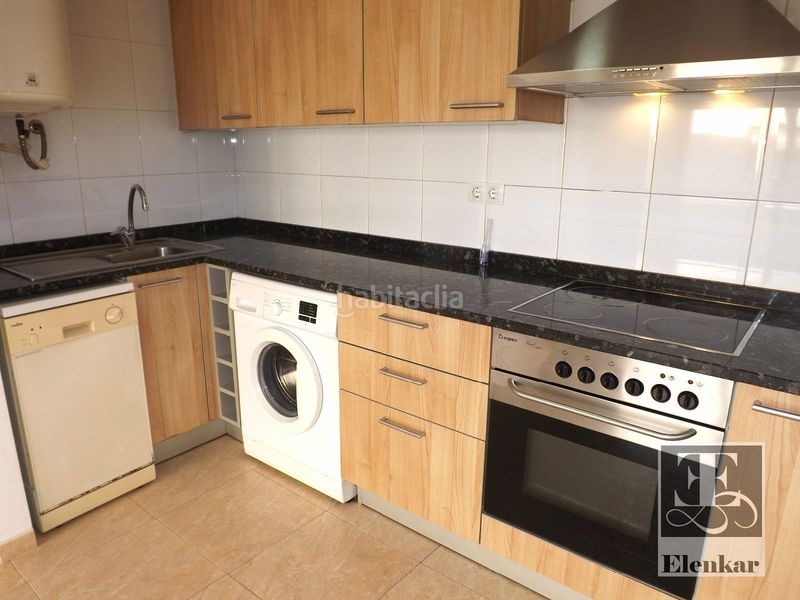 Foto 06692fae-c682-4356-acd1-90d45d4db3bc. Pis amb calefacció aparcament a Calafell poble Calafell