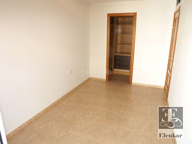 Foto 30b8a508-3ef7-4b8e-868a-517bf4fb53f8. Pis amb calefacció aparcament a Calafell poble Calafell