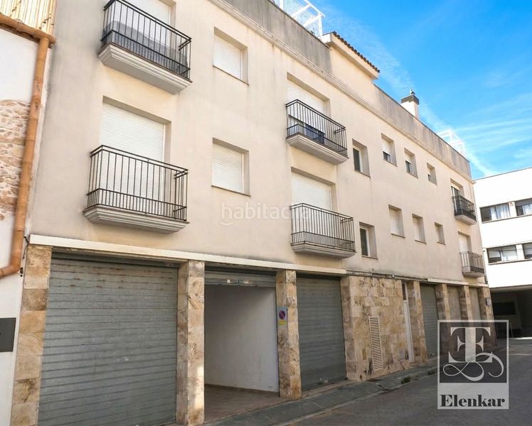 Foto 3472fc9a-6b09-4e6f-a3d9-18b9f72587d4. Pis amb calefacció aparcament a Calafell poble Calafell