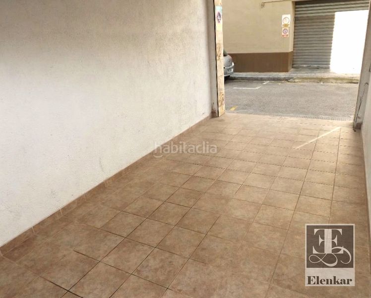 Foto f55bdbfd-7597-4ff9-964d-e3727d151172. Pis amb calefacció aparcament a Calafell poble Calafell