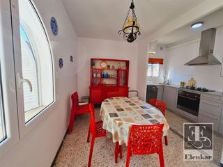 Pis  Llevant. Luminoso piso de dos habitaciones en cunit   cal cego