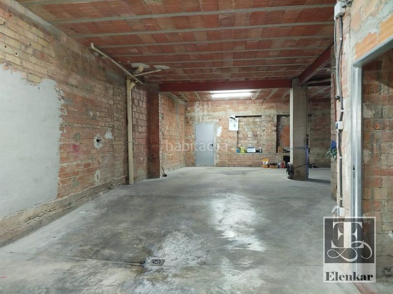 Foto c5e47835-a245-454a-8ffb-85d0a8e94d77. Local comercial a Calafell poble Calafell