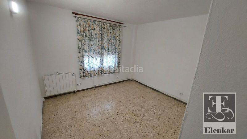 Foto d3f1eedd-921f-445d-9548-523f7b090793. Pis amb calefacció aparcament a L´Estany Calafell